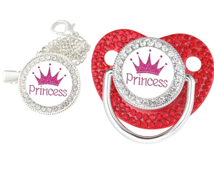 Chupete de bebé con cadena